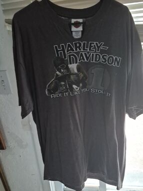 Harley-Davidson Black Short-Sleeve Graphic Tee with Rider Print Xl